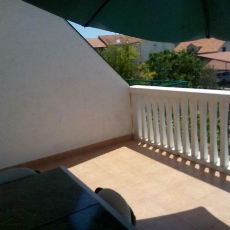 Apartman "Tatjana" Jezera Exterior foto